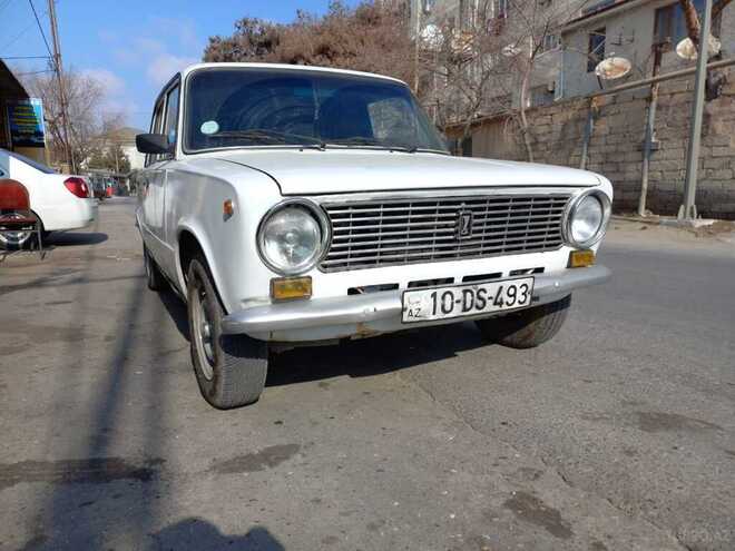 LADA (VAZ) 21011 1976, 300,000 km - 1.5 л - Bakı