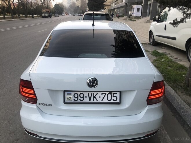 Volkswagen Polo 2019, 24,400 km - 1.6 l - Bakı