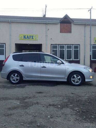 Hyundai i30 2011, 190,000 km - 1.6 л - Bakı