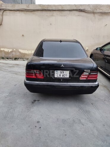 Mercedes E 320 1998, 275,000 km - 3.2 l - Bakı