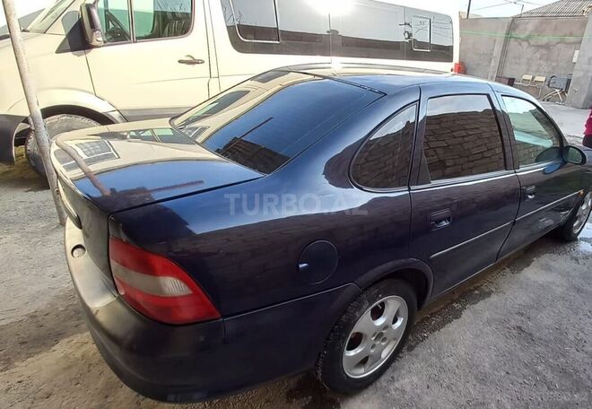 Opel Vectra 1996, 400,000 km - 1.8 l - Bakı