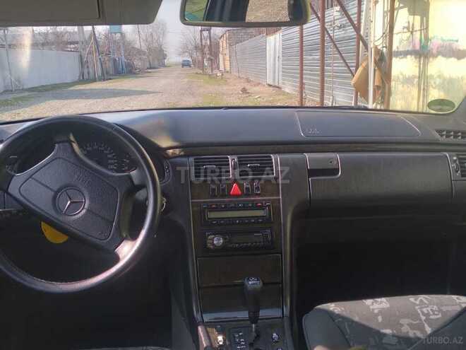 Mercedes E 230 1997, 401,355 km - 2.3 l - Bakı