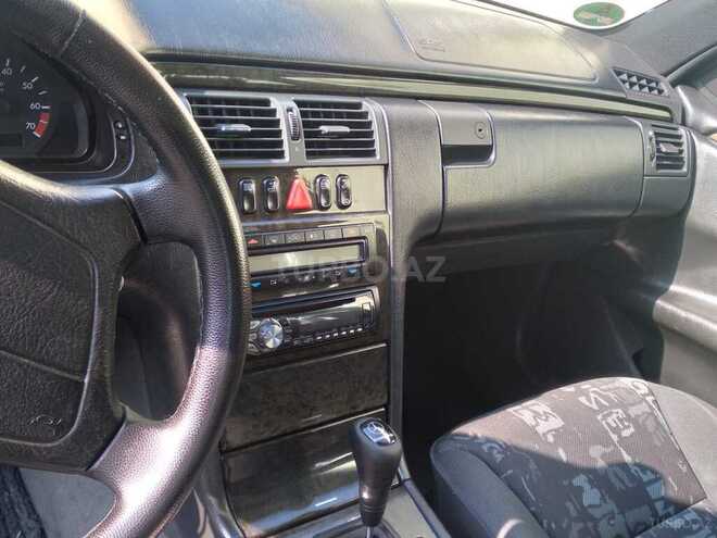 Mercedes E 230 1997, 401,355 km - 2.3 l - Bakı