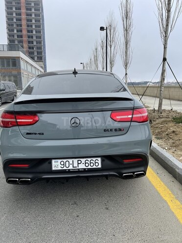 Mercedes  2015, 65,000 km - 5.5 l - Bakı