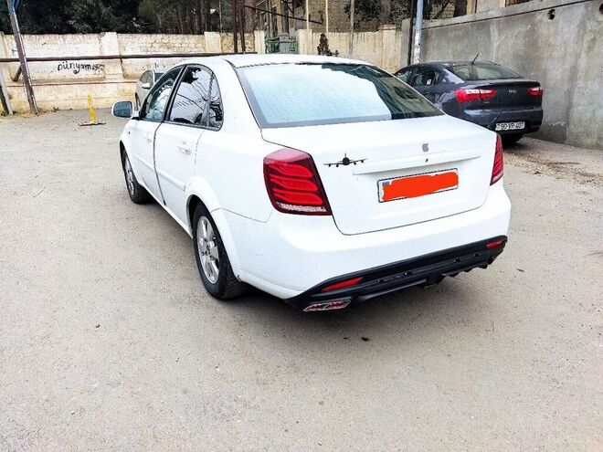 Daewoo Gentra 2013, 270,000 km - 1.5 л - Bakı