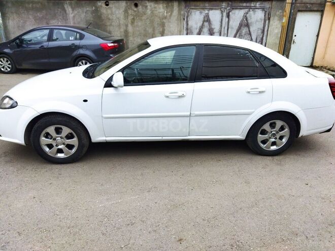 Daewoo Gentra 2013, 270,000 km - 1.5 л - Bakı