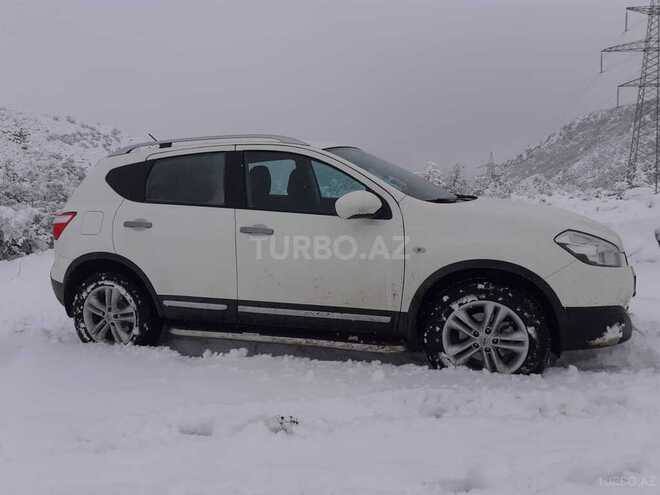 Nissan Qashqai 2013, 93,407 km - 2.0 л - Ağsu