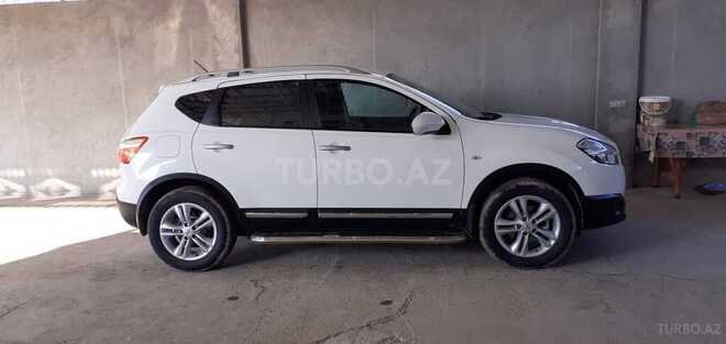 Nissan Qashqai 2013, 93,407 km - 2.0 л - Ağsu