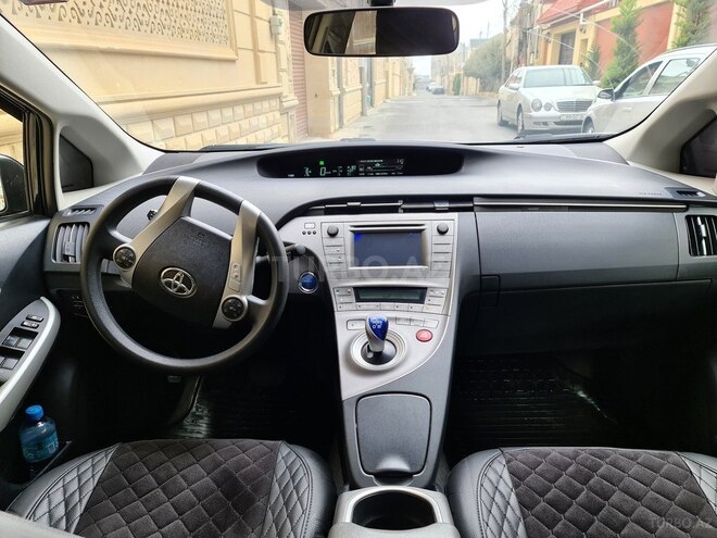 Toyota Prius 2012, 120,000 km - 1.8 l - Bakı