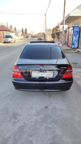 Mercedes E 240 2003, 255,000 km - 2.6 л - Beyləqan