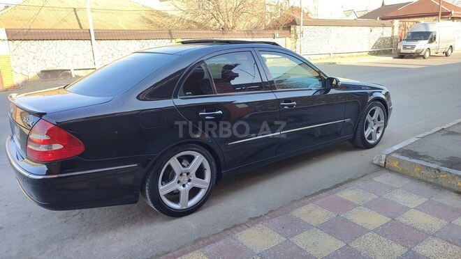 Mercedes E 240 2003, 255,000 km - 2.6 л - Beyləqan