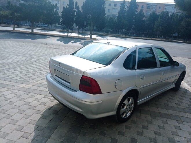 Opel Vectra 2000, 320,000 km - 1.8 l - Sumqayıt