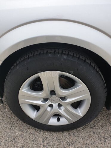 Opel Astra 2009, 121,387 km - 1.4 l - Bakı