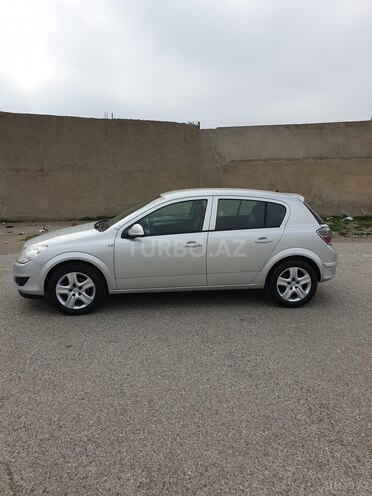 Opel Astra 2009, 121,387 km - 1.4 l - Bakı