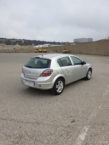 Opel Astra 2009, 121,387 km - 1.4 l - Bakı