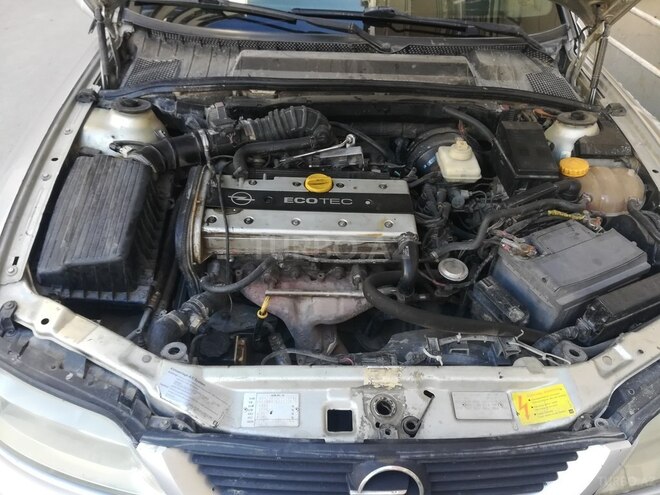 Opel Vectra 1996, 87,000 km - 2.0 l - Bakı