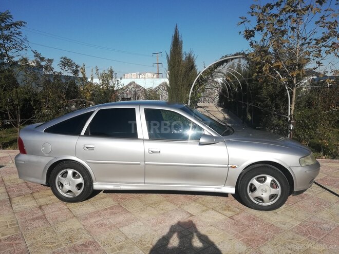 Opel Vectra 1996, 87,000 km - 2.0 l - Bakı
