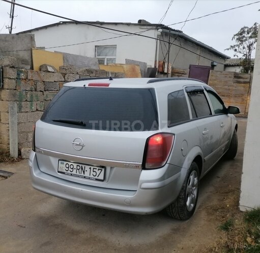 Opel Astra 2006, 280,000 km - 1.9 l - Bakı