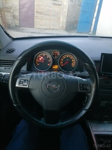 Opel Astra 2006, 280,000 km - 1.9 l - Bakı