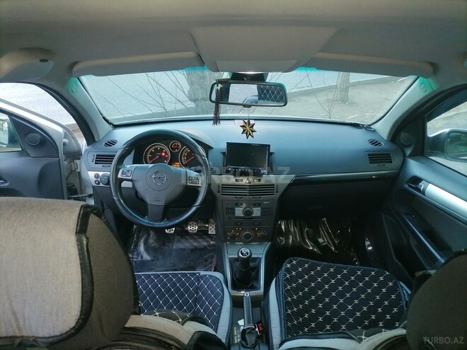 Opel Astra 2006, 280,000 km - 1.9 l - Bakı