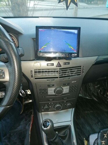 Opel Astra 2006, 280,000 km - 1.9 l - Bakı