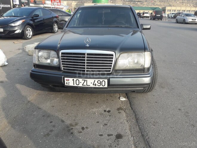 Mercedes E 220 1994, 245,000 km - 2.2 l - Bakı