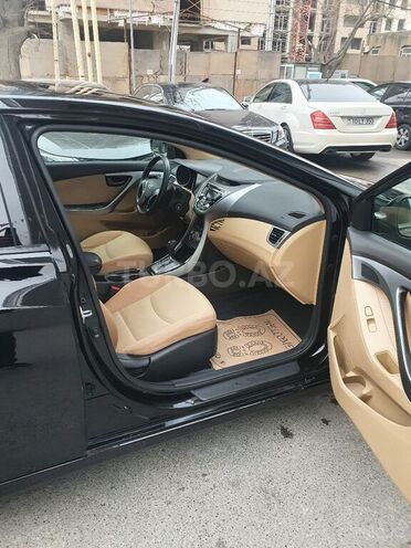 Hyundai Elantra 2013, 164,926 km - 1.8 l - Bakı