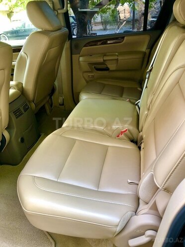 Nissan Armada 2011, 101,000 km - 5.6 л - Bakı