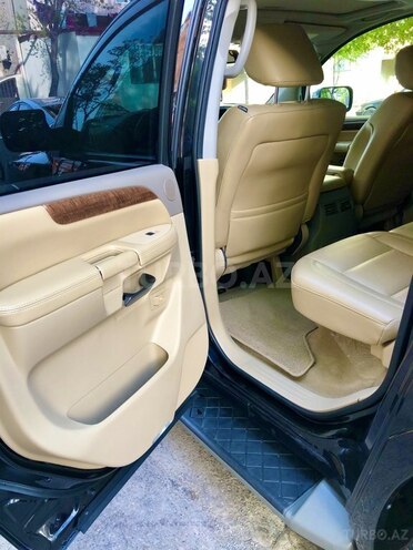 Nissan Armada 2011, 101,000 km - 5.6 л - Bakı