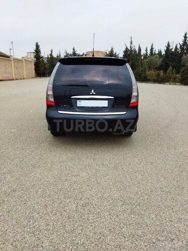 Mitsubishi Grandis 2007, 288,357 km - 2.4 л - Bakı