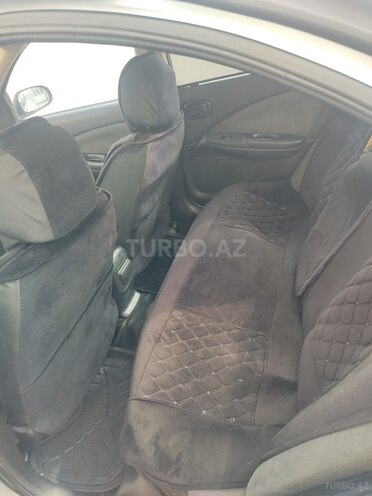 Nissan Sunny 2004, 330,000 km - 1.6 l - Bakı