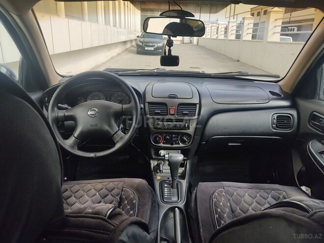 Nissan Sunny 2004, 330,000 km - 1.6 l - Bakı