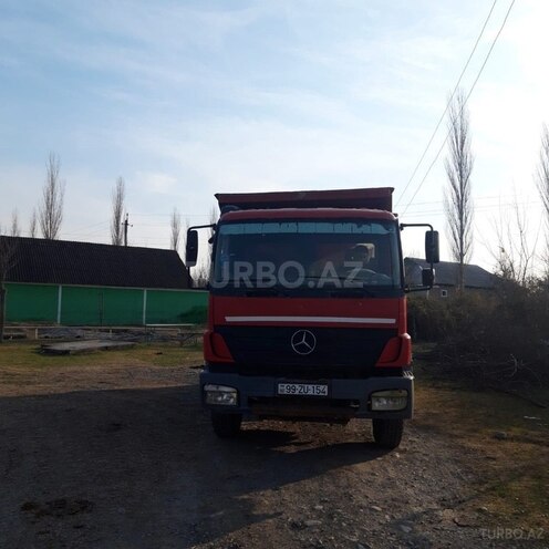 Mercedes  2005, 550,000 km - 6.4 l - Mingəçevir