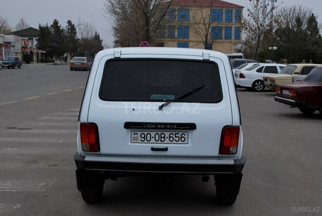 LADA (VAZ) Niva 2015, 77,000 km - 1.7 l - Saatlı