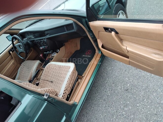 Mercedes 190 1991, 325,000 km - 1.8 l - Gəncə