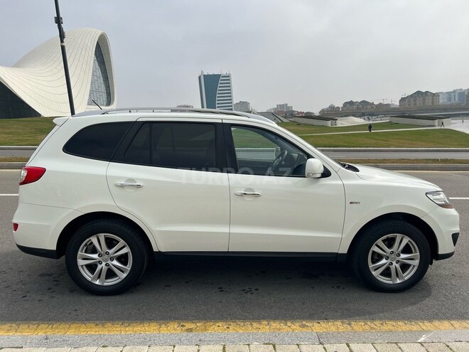 Hyundai Santa Fe 2009, 198,500 km - 2.0 l - Bakı