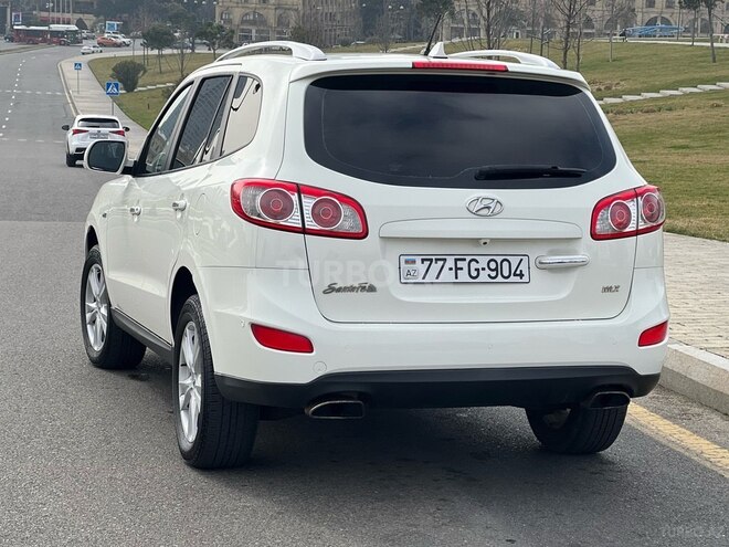 Hyundai Santa Fe 2009, 198,500 km - 2.0 l - Bakı