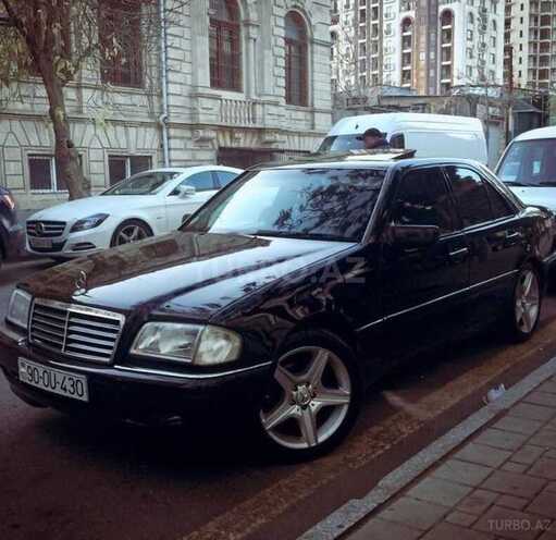 Mercedes C 230 1988, 224,884 km - 2.3 л - Füzuli