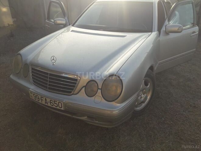 Mercedes E 320 2001, 402,389 km - 3.2 l - Balakən