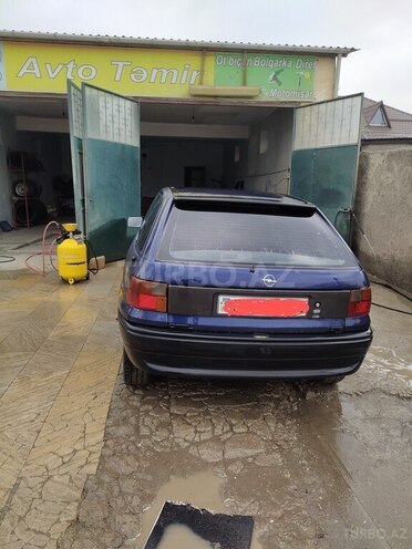 Opel Astra 2004, 490,000 km - 1.4 л - Quba