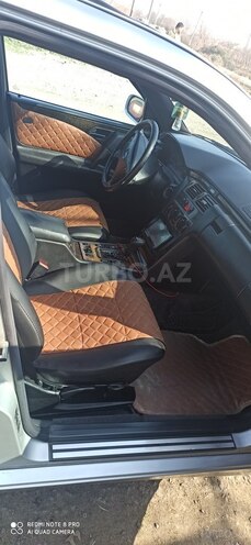Mercedes E 220 1998, 360 km - 2.2 л - Qazax