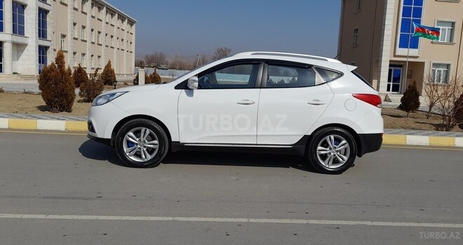 Hyundai ix35 2013, 125,000 km - 2.0 l - Naxçıvan