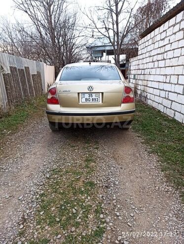 Volkswagen Passat 2001, 500,000 km - 2.0 л - Qazax