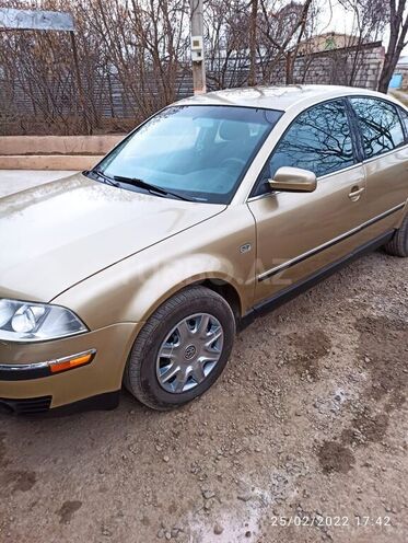 Volkswagen Passat 2001, 500,000 km - 2.0 л - Qazax