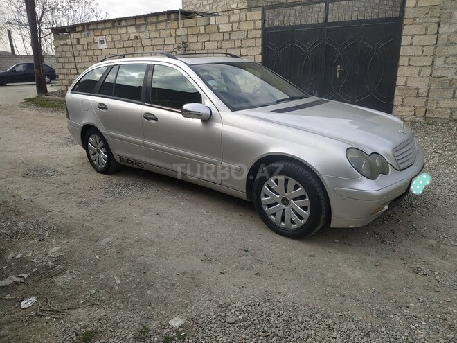 Mercedes E 180 2001, 215,000 km - 1.8 l - Bakı