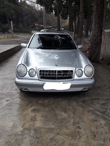 Mercedes E 240 1998, 218,000 km - 2.4 л - Tovuz