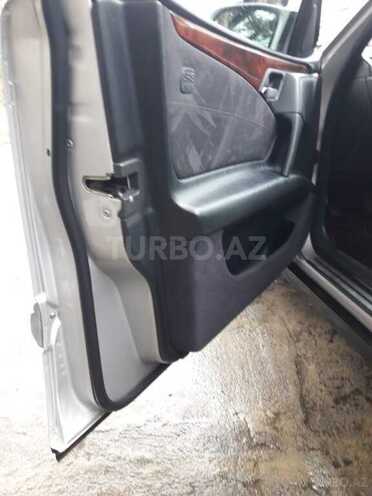 Mercedes E 240 1998, 218,000 km - 2.4 л - Tovuz