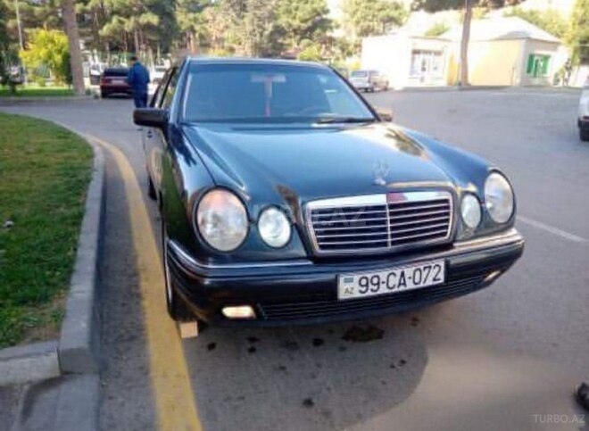 Mercedes E 240 1998, 256,000 km - 2.4 l - Bakı