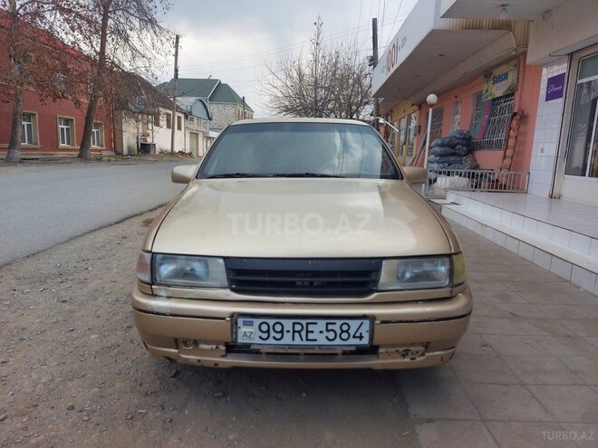Opel Vectra 1991, 300,000 km - 1.8 л - Şəmkir