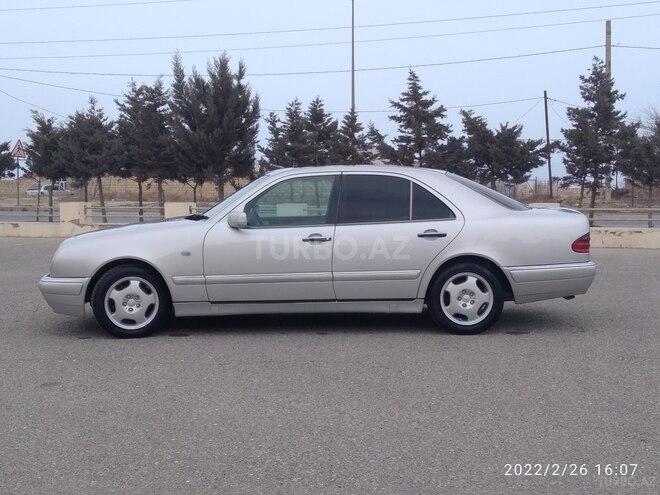 Mercedes E 280 1997, 460,000 km - 2.8 l - Sumqayıt